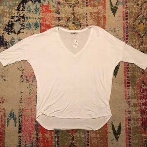 Express One Eleven V Neck London Tee